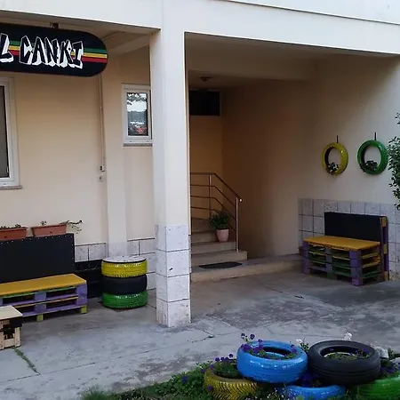 Canki Hostel